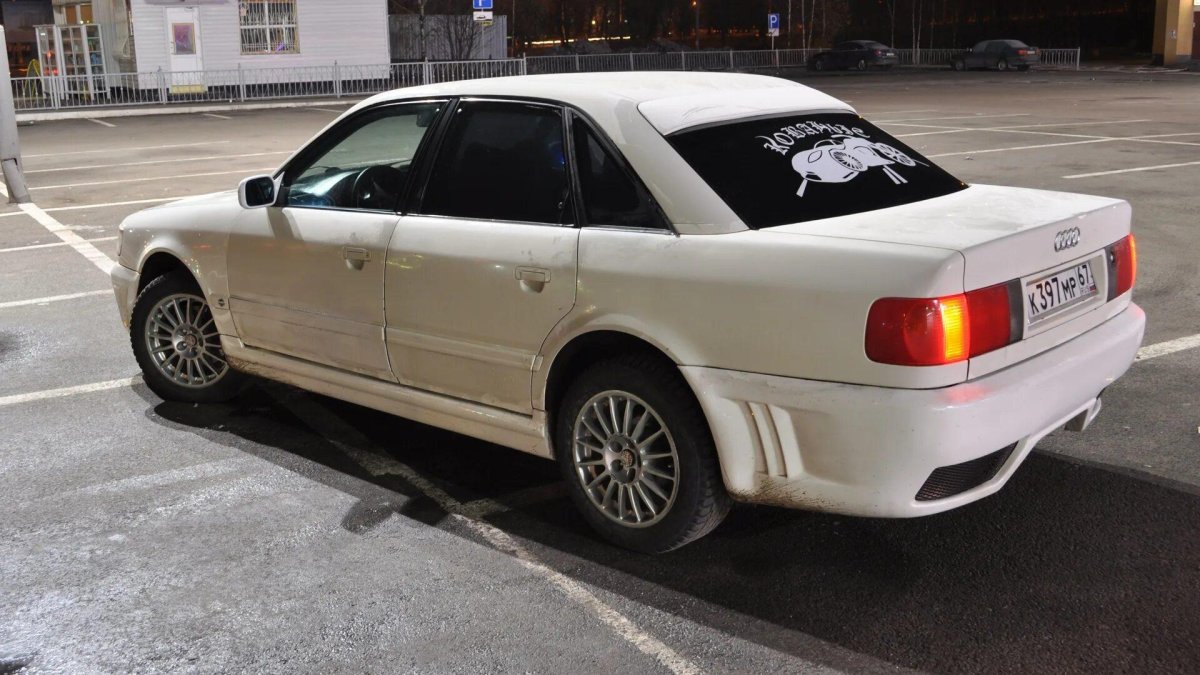 Ауди 100 в обвесе