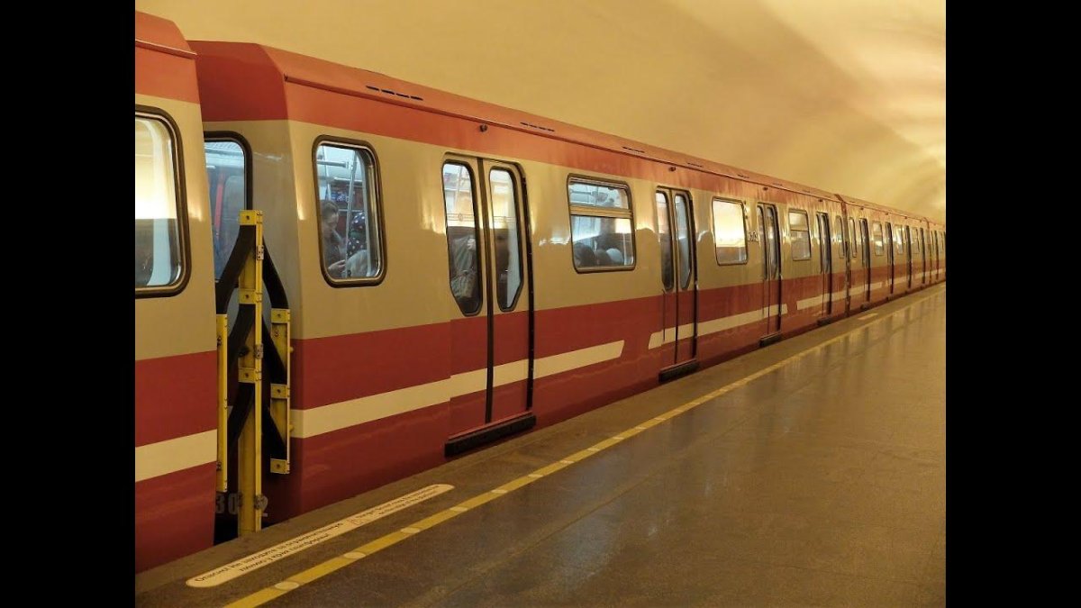 Вагоны метро Петербургский метрополитен