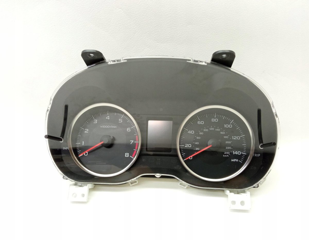 Цифровая панель Субару XV 2014