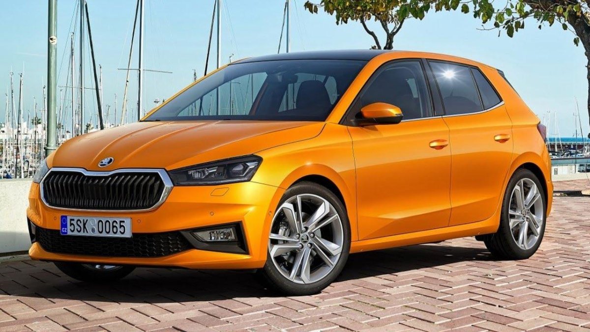 Шкода Фабия 2021