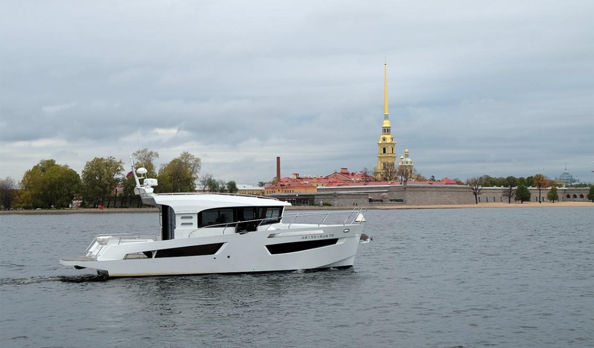 Яхта Sea Pride 1100
