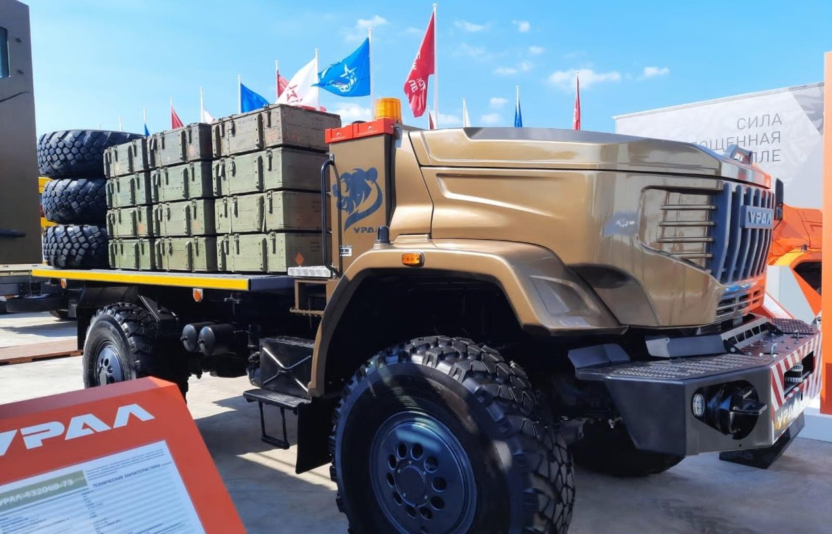 Урал грузовик 2023