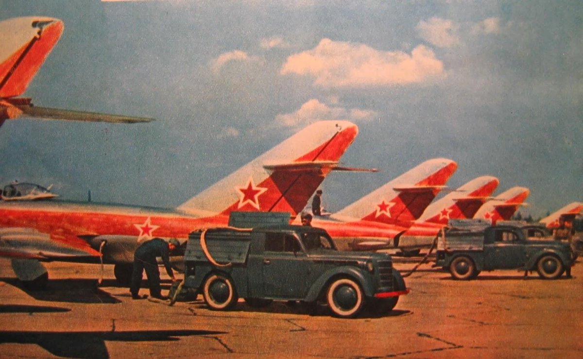 Самолет миг 15