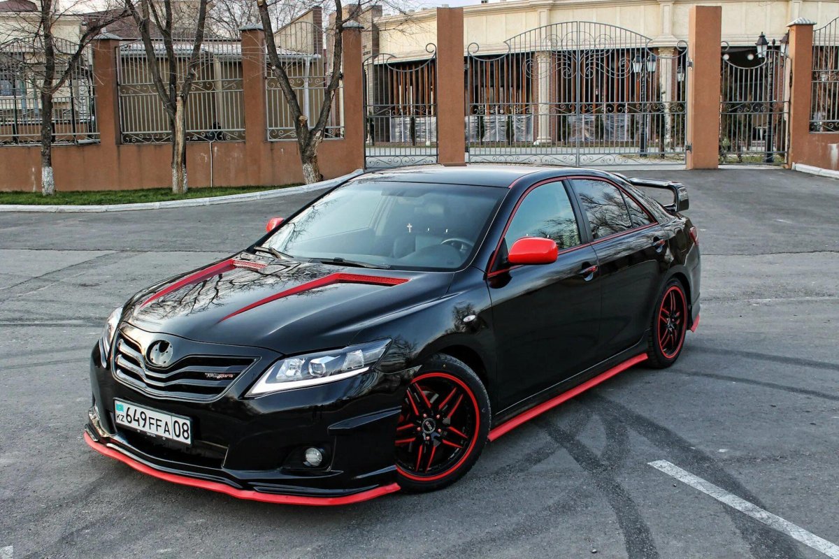 Toyota Camry 3.5 тюнингованная