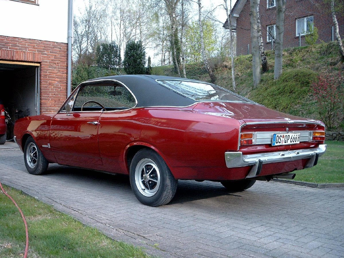 Opel Commodore b