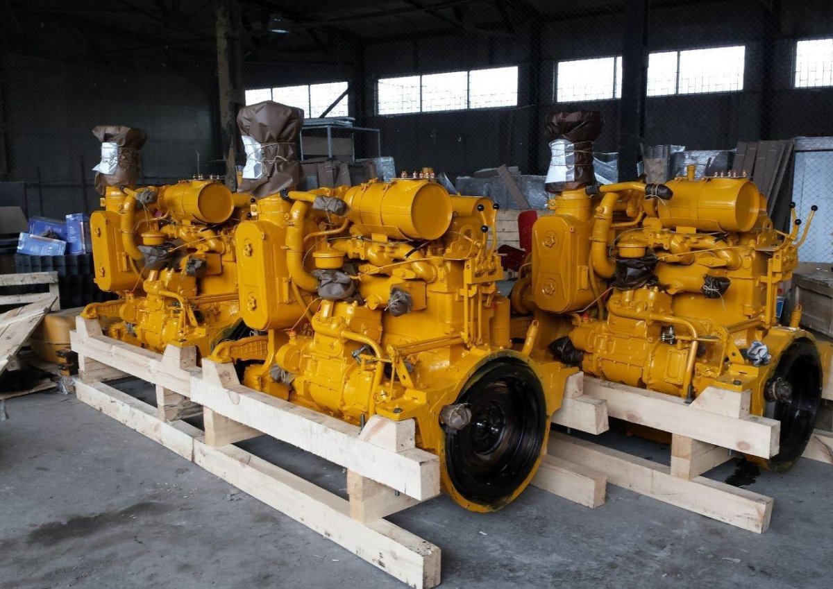 Двигатель ЧТЗ Д-180