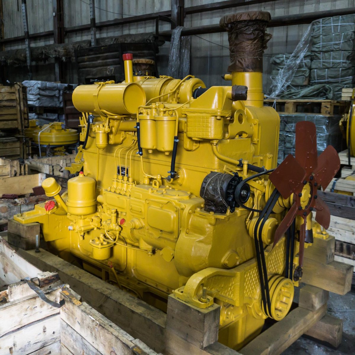 Двигатель д160