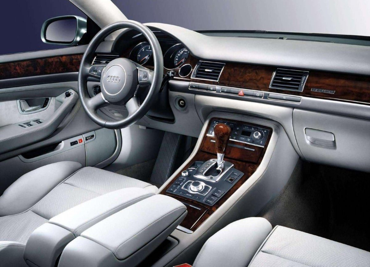 Audi a8 d3 Interior