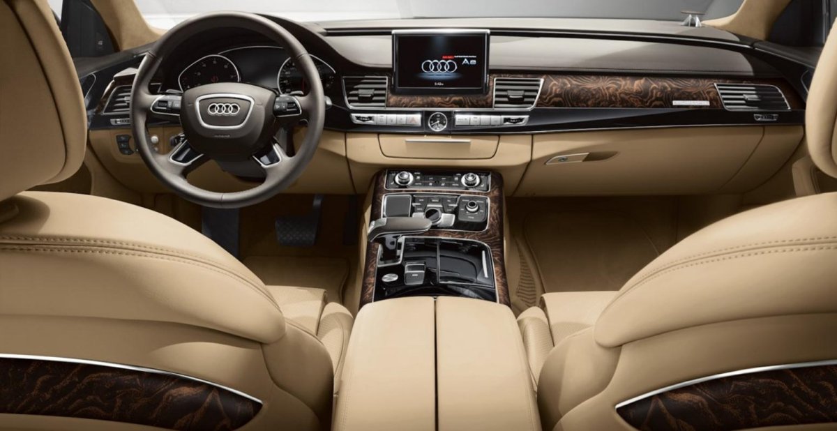 Audi a8 2016