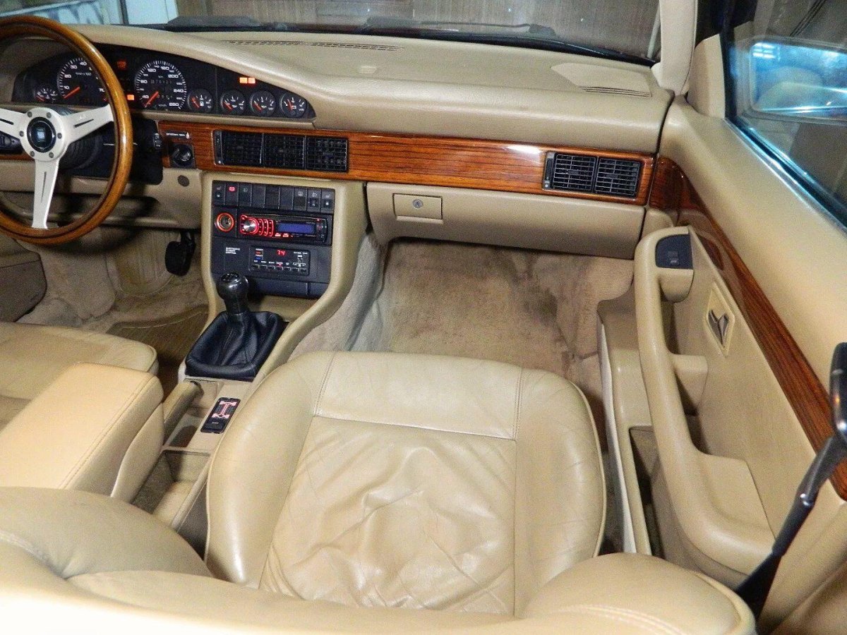 Audi 200 quattro салон