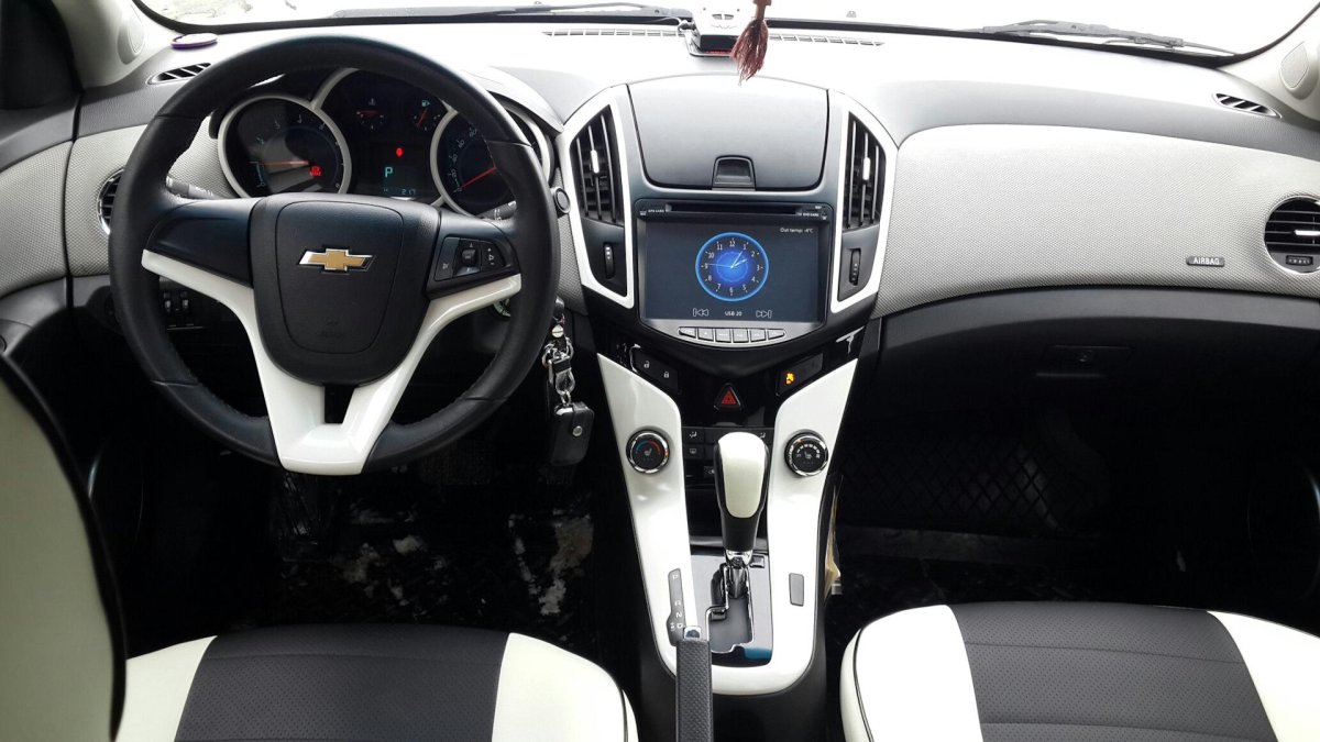 Торпеда Шевроле Круз 2013