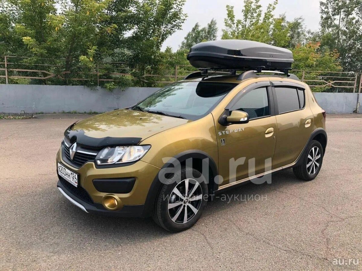Автобокс на Рено Сандеро степвей 2