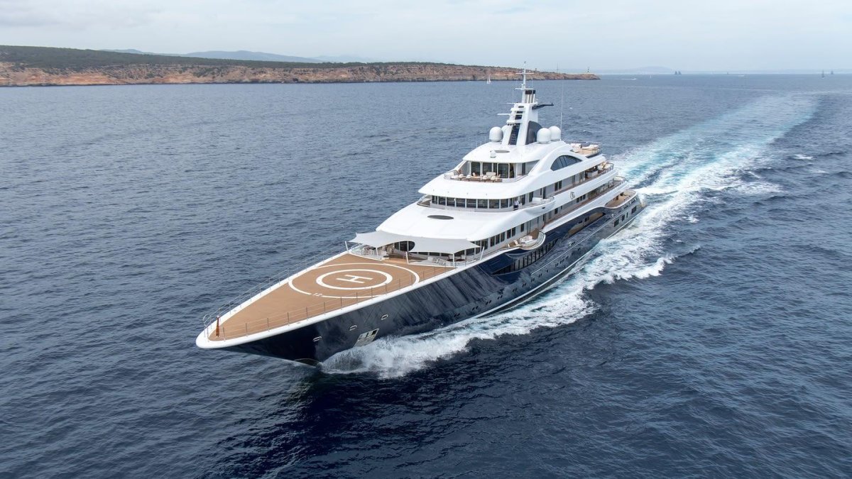 Яхта Lurssen tis