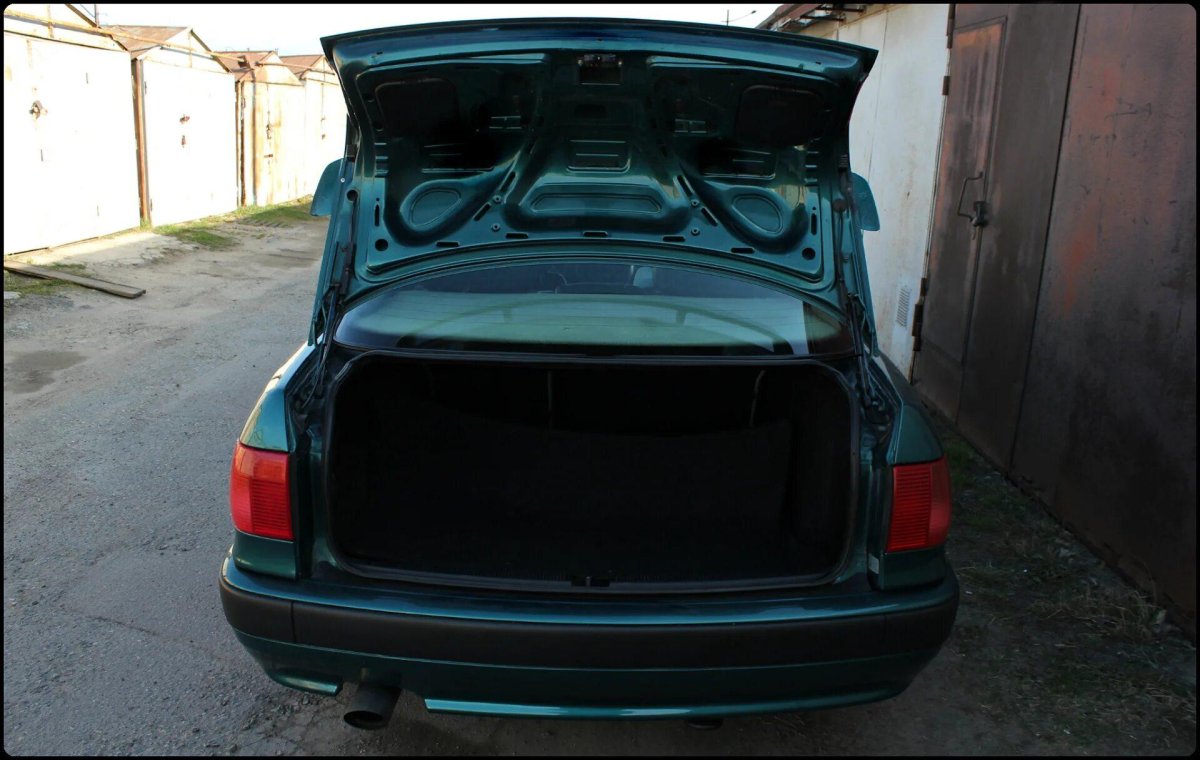 Багажник Ауди 80 б3