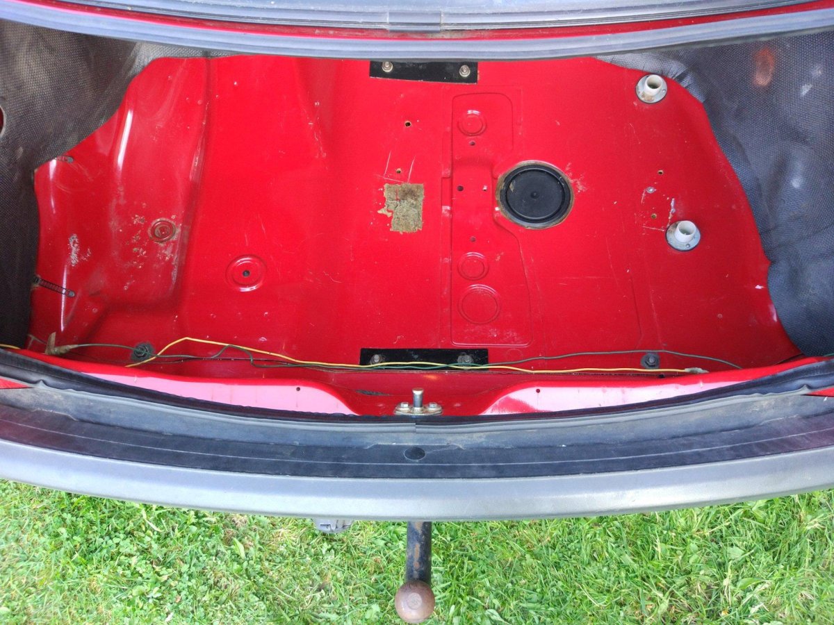 Багажник Ауди б3