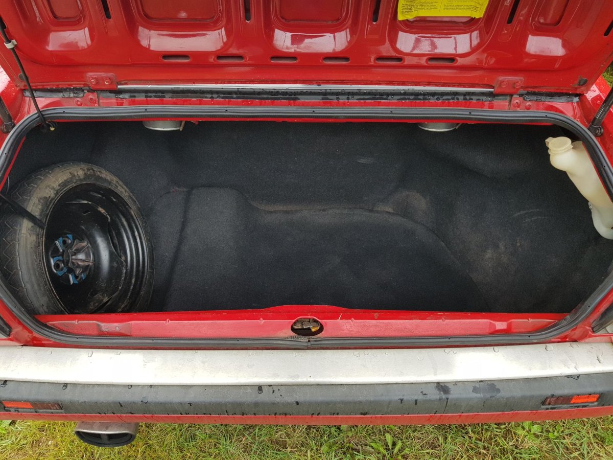 Audi 80 b3 багажник