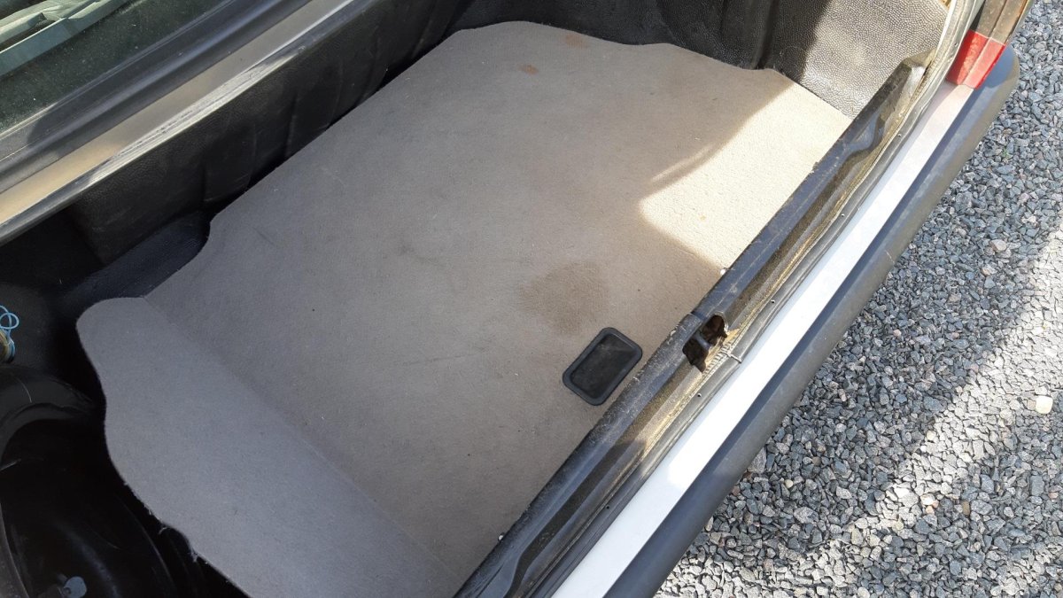 Полка Ауди 80 б3