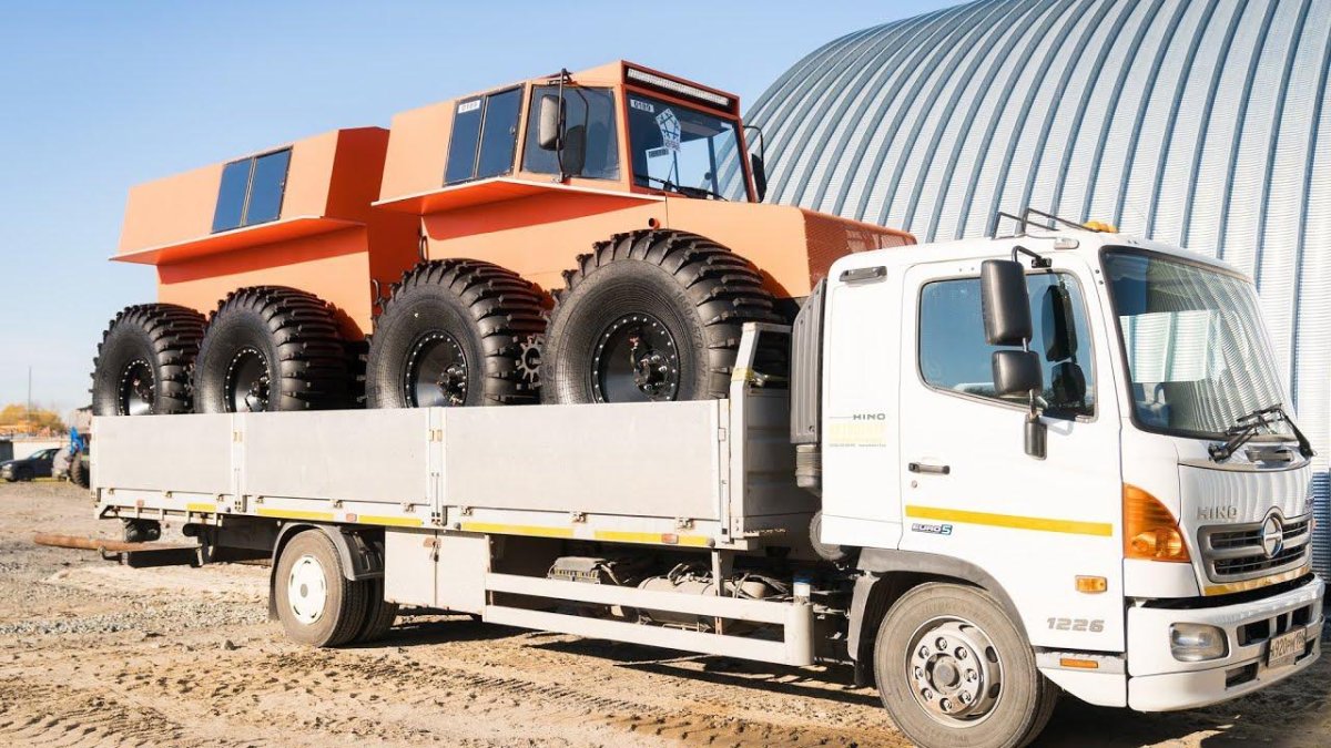 Болотоход из лего