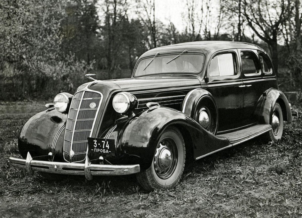 Автомобиль ЗИС 101