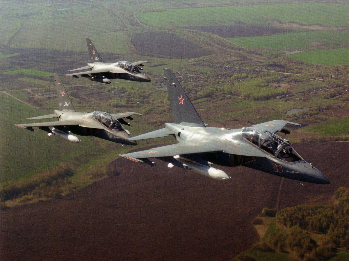 Самолет як 130 ВВС России