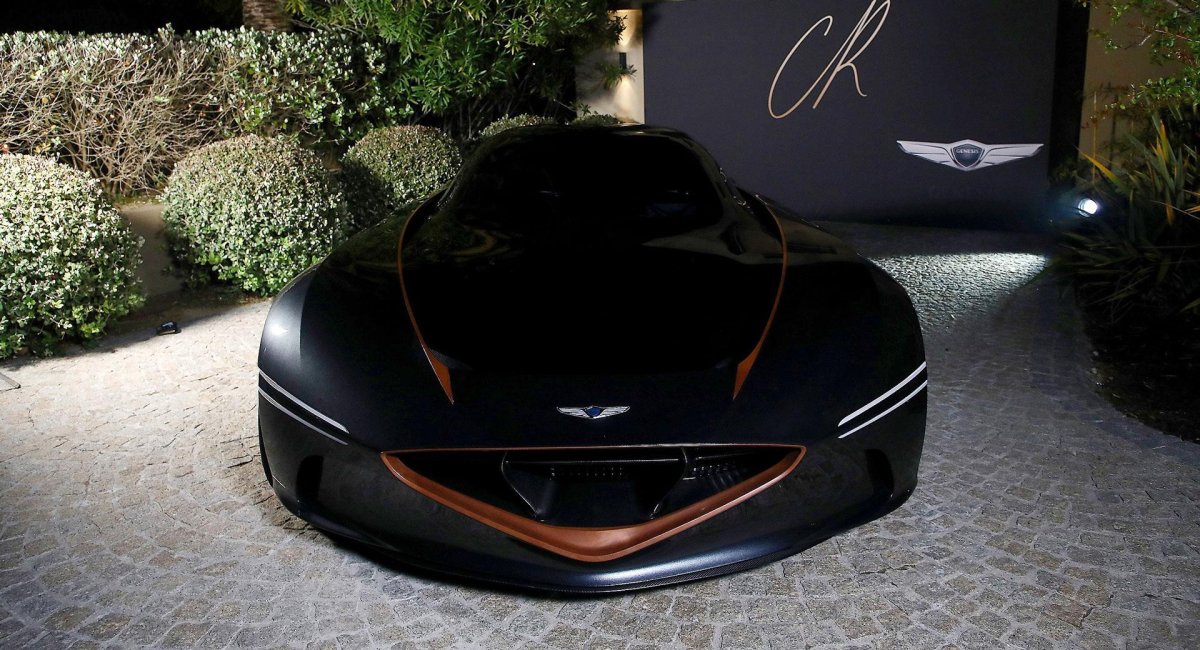 Концепт-кар Genesis Essentia