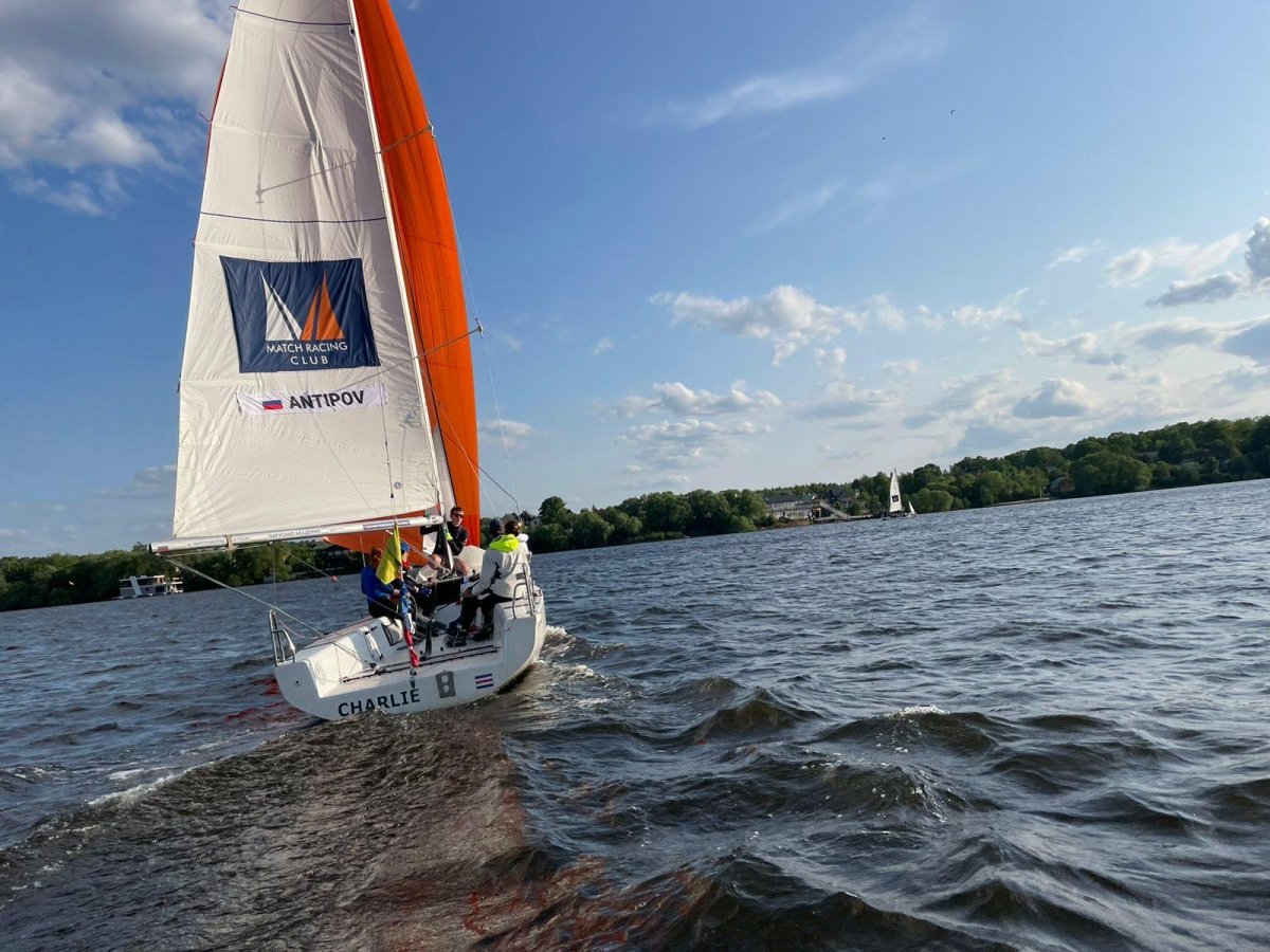 Швертбот класса оптимист