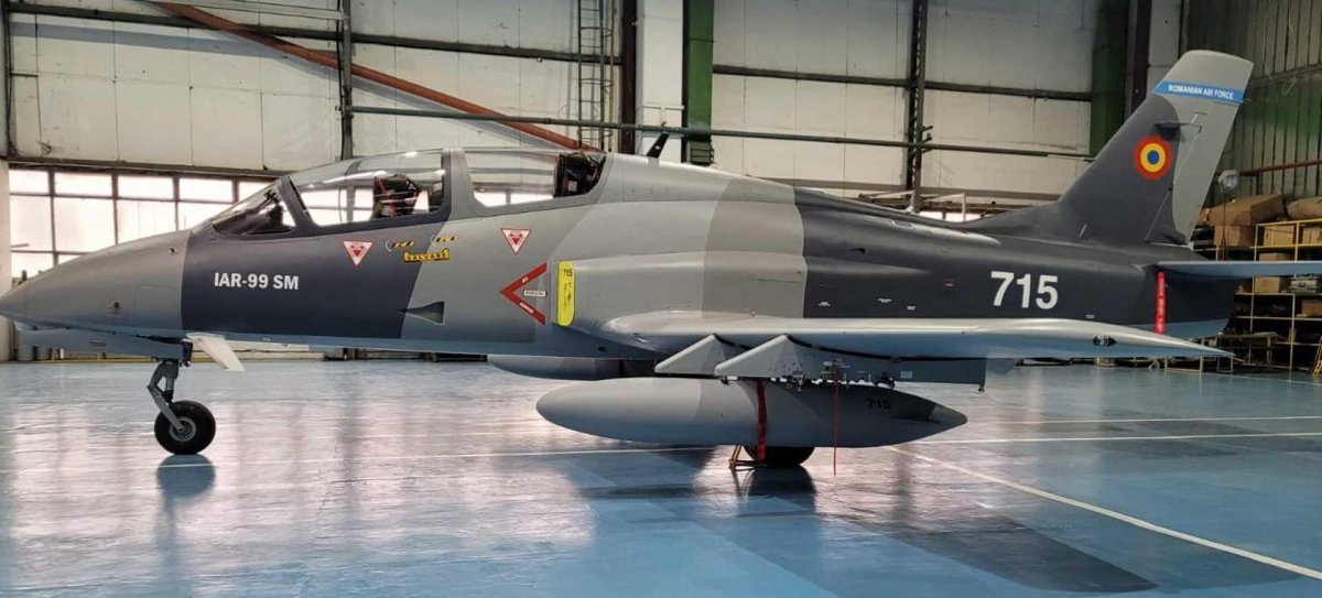 Iar 99 самолет