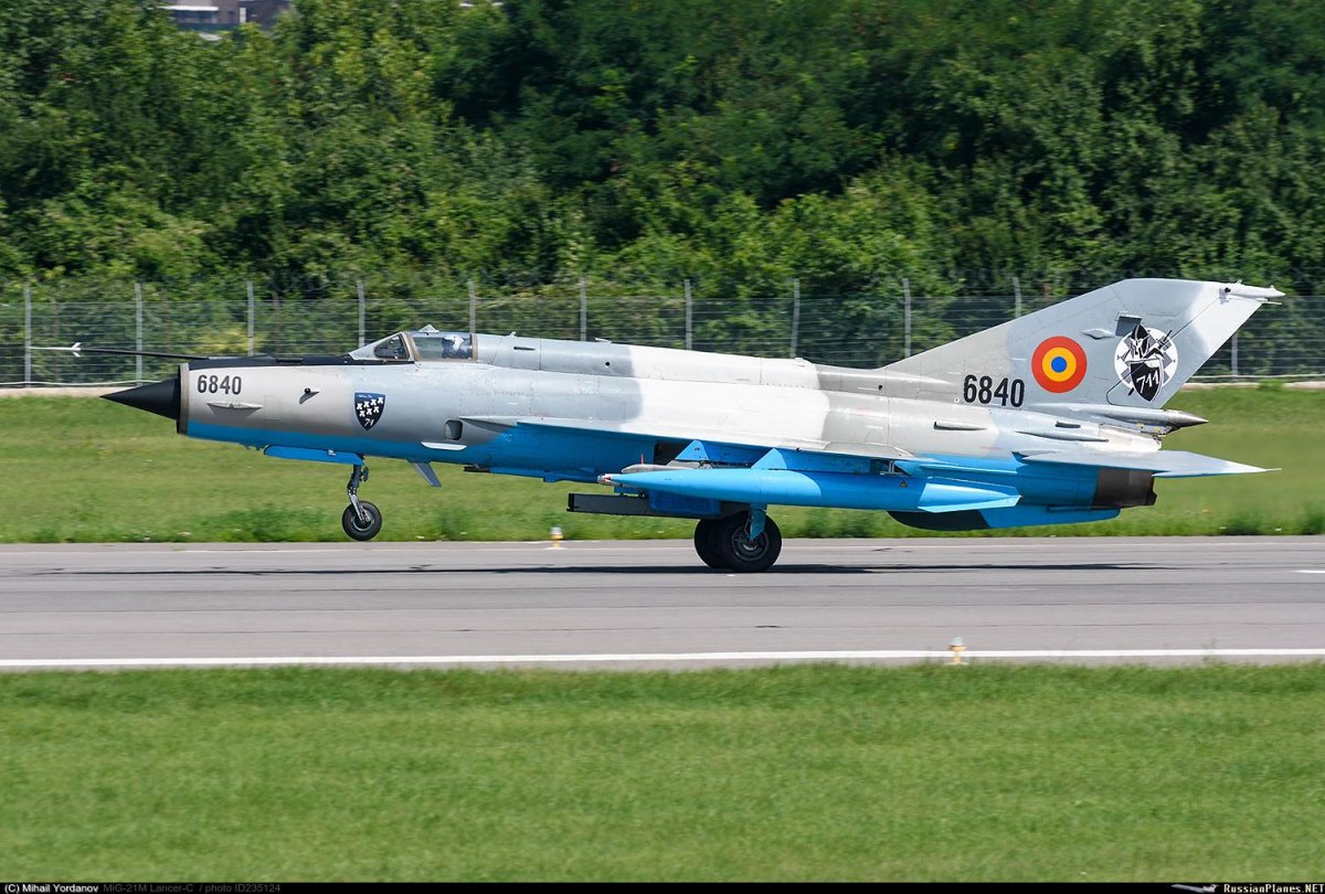 Миг-21 Lancer c