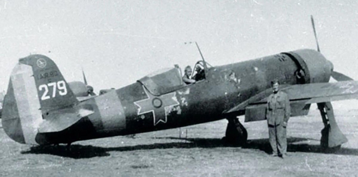 Iar 80 самолет