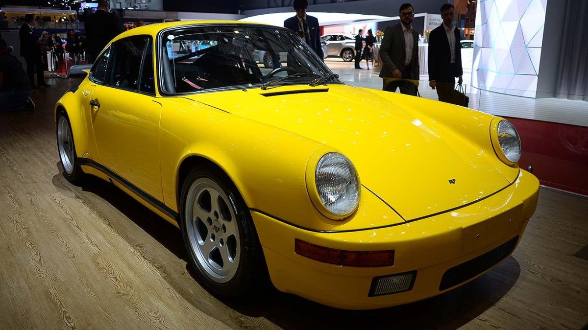 Porsche 959 ruf CTR Yellowbird