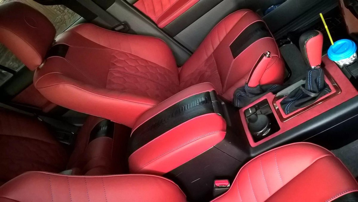 Лифан 60 красный салон