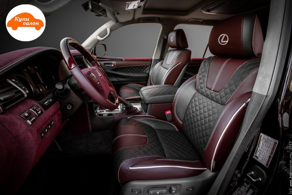 Бордовый салон Lexus LX 570