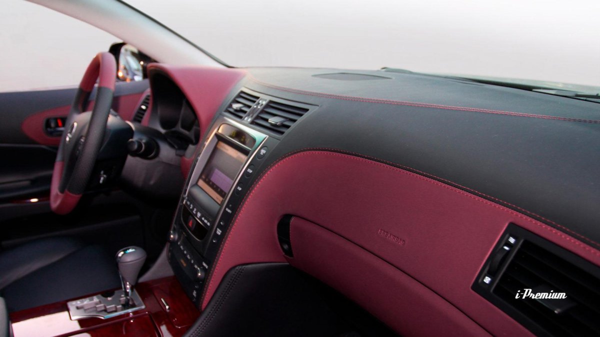 Перетяжка Торпедо Lexus RX 350