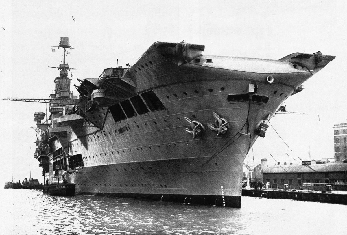 Авианосец АРК Роял 1941