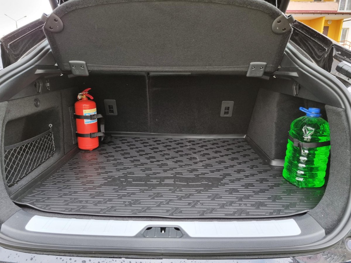 Крепление багажника