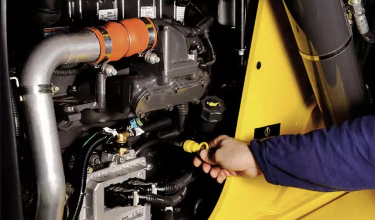 Двигатель Нью Холланд 115