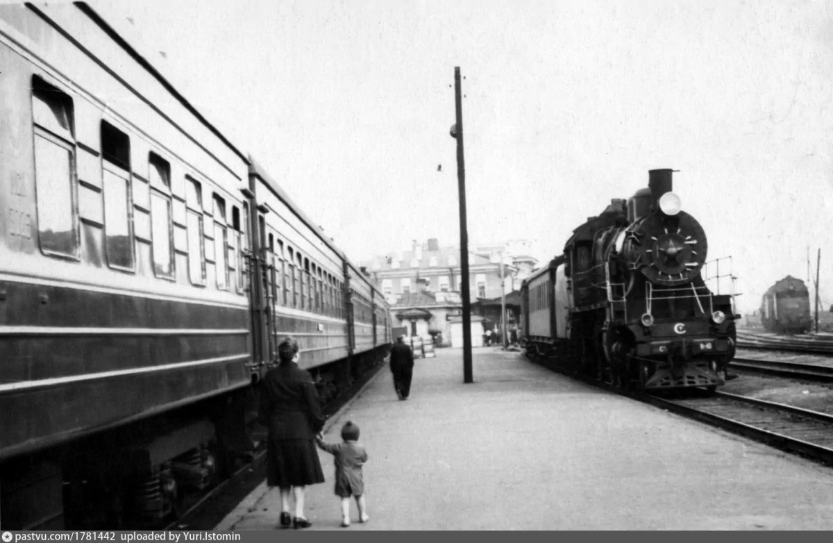 ЖД вокзал Рыбинск перрон