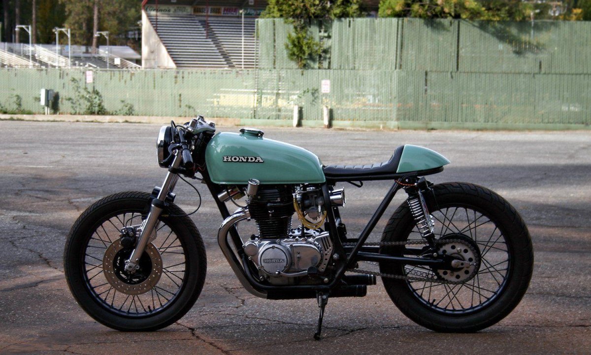 Honda cb550 Cafe Racer