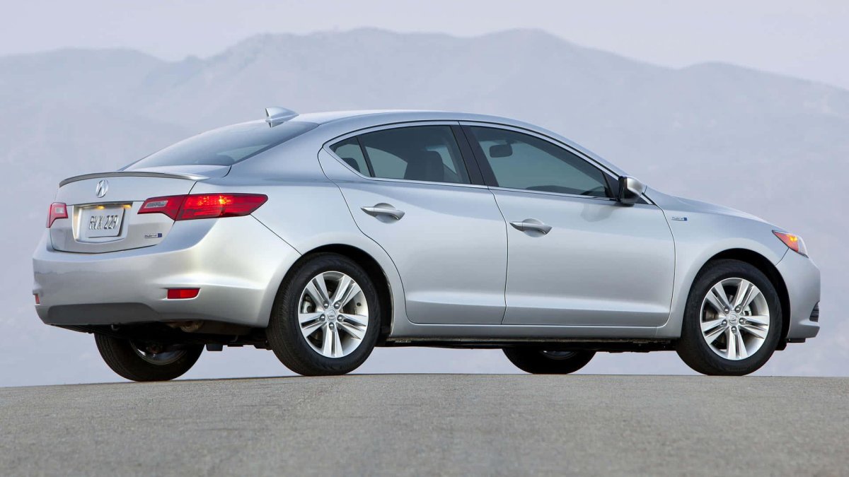 Acura ILX 2013