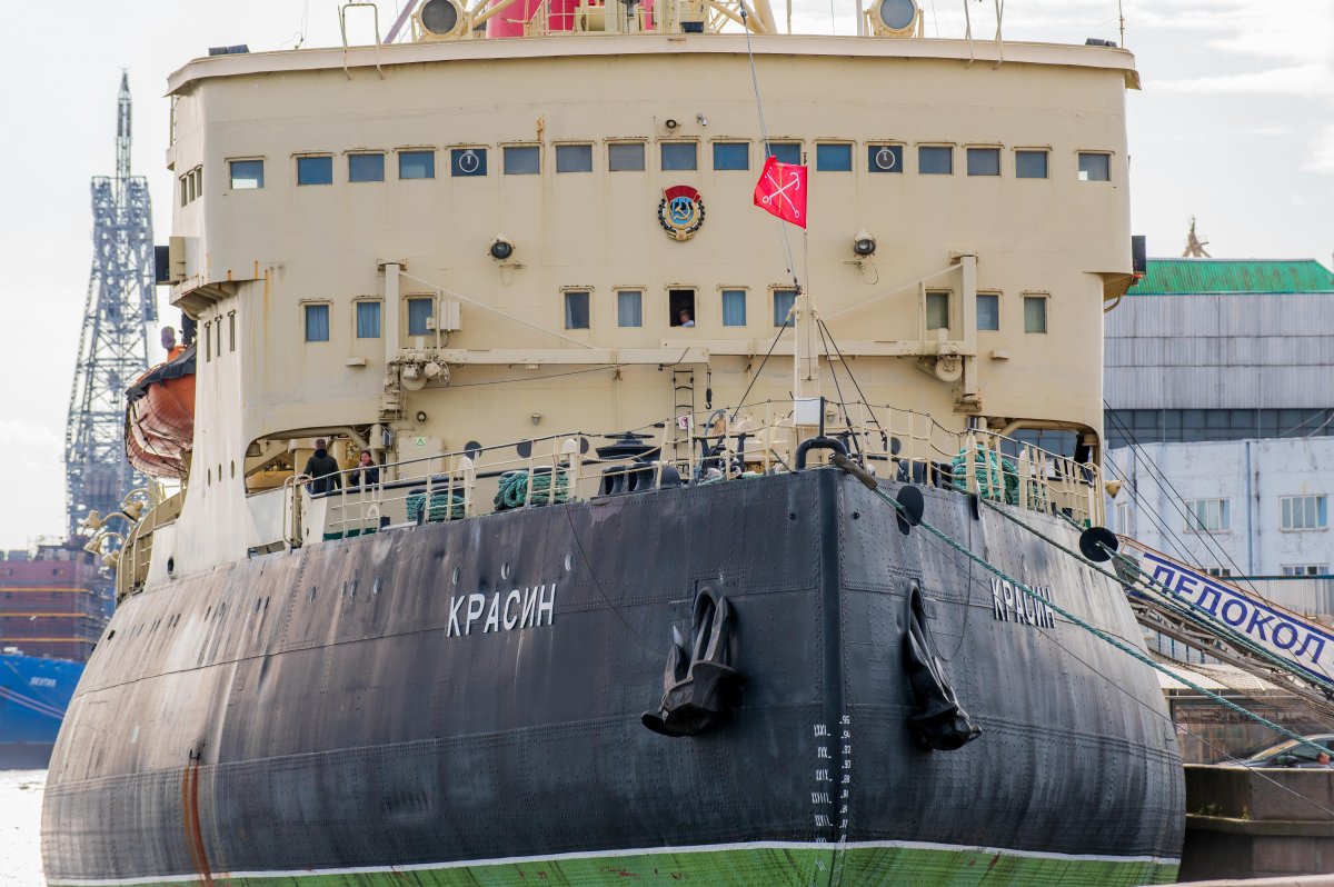 Ледокол Красин в Санкт-Петербурге