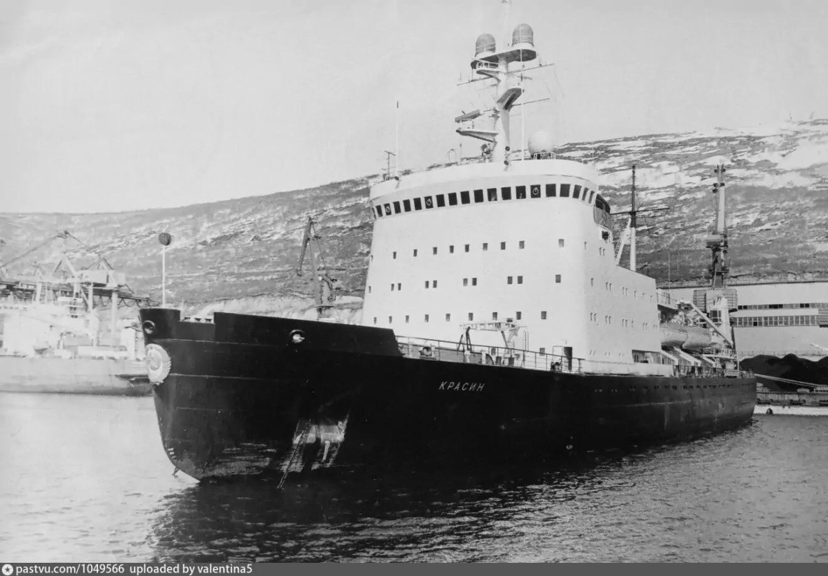 Красин ледокол, 1976