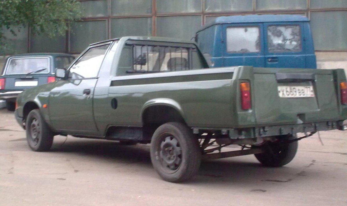 Москвич 2335 военный