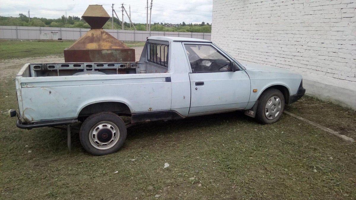 Москвич 2335 двухкабинный