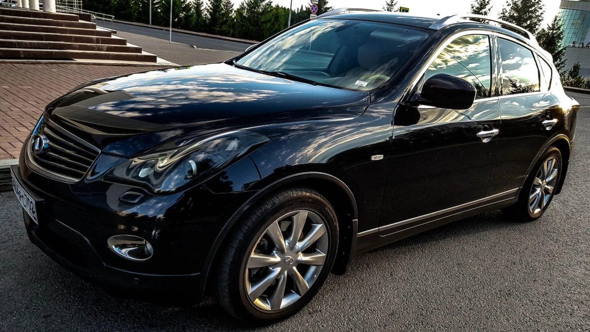 Infiniti ex35 Black