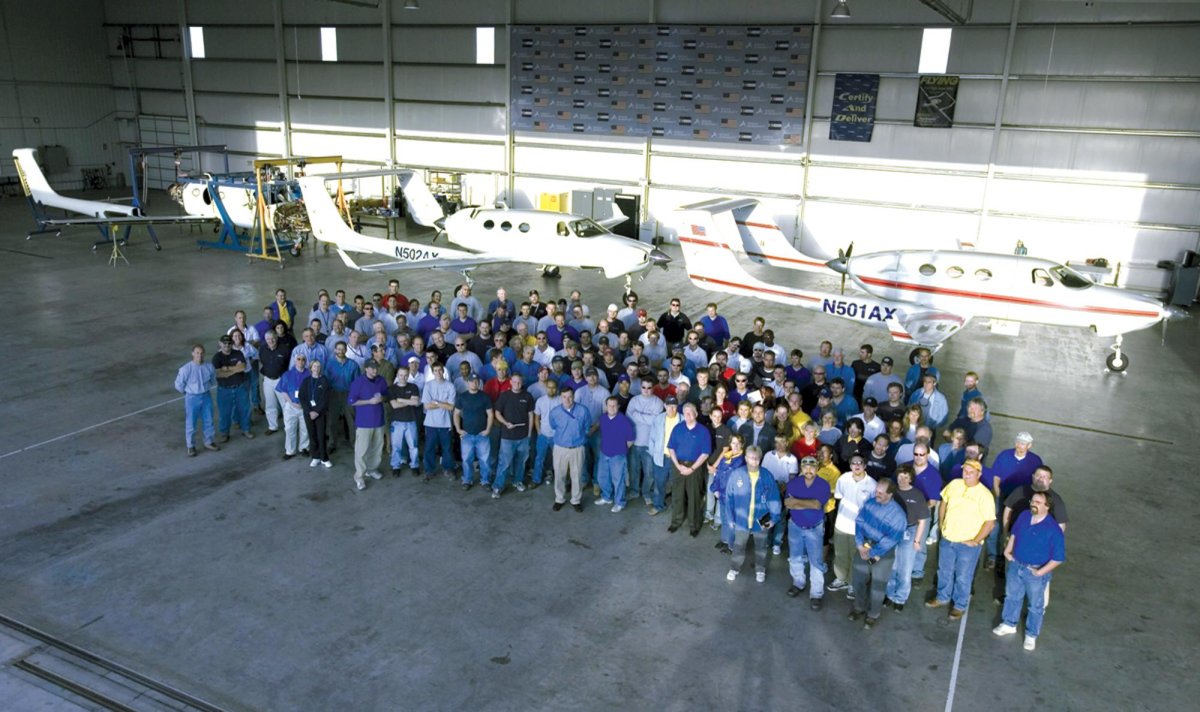 Самолёт Adam-500