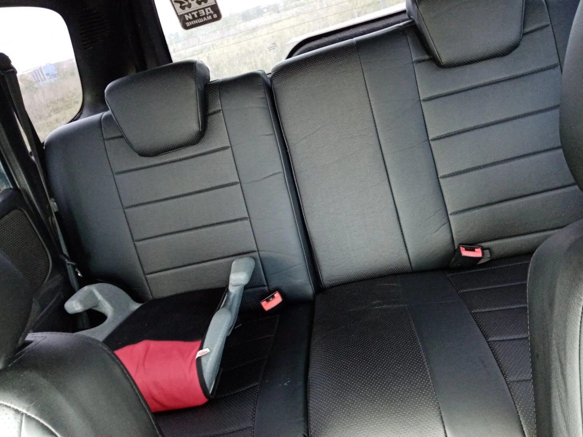 Чехлы Нива Шевроле экокожа