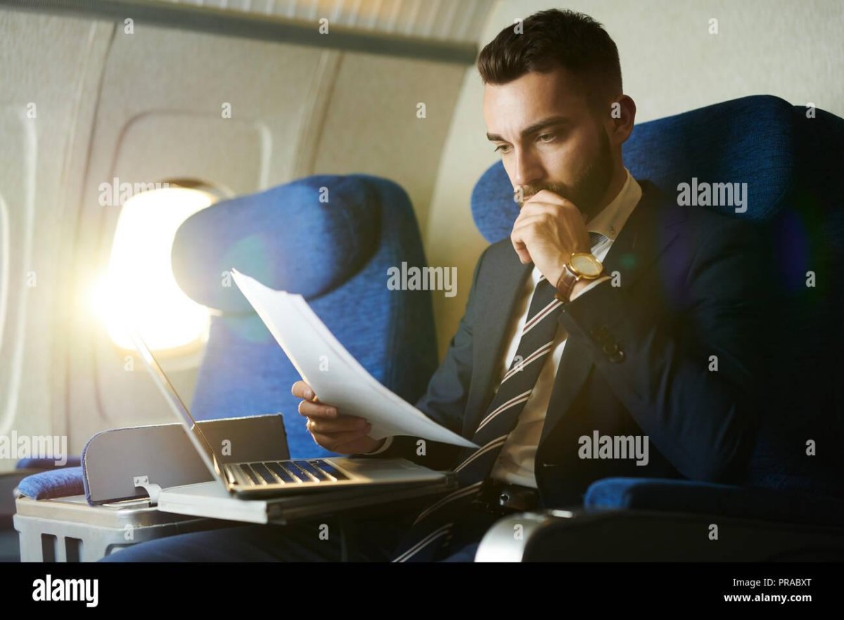 Бизнесмен в самолете