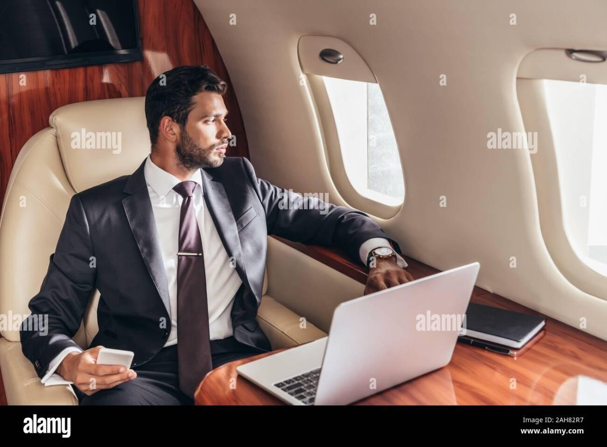 Бизнесмен в самолете