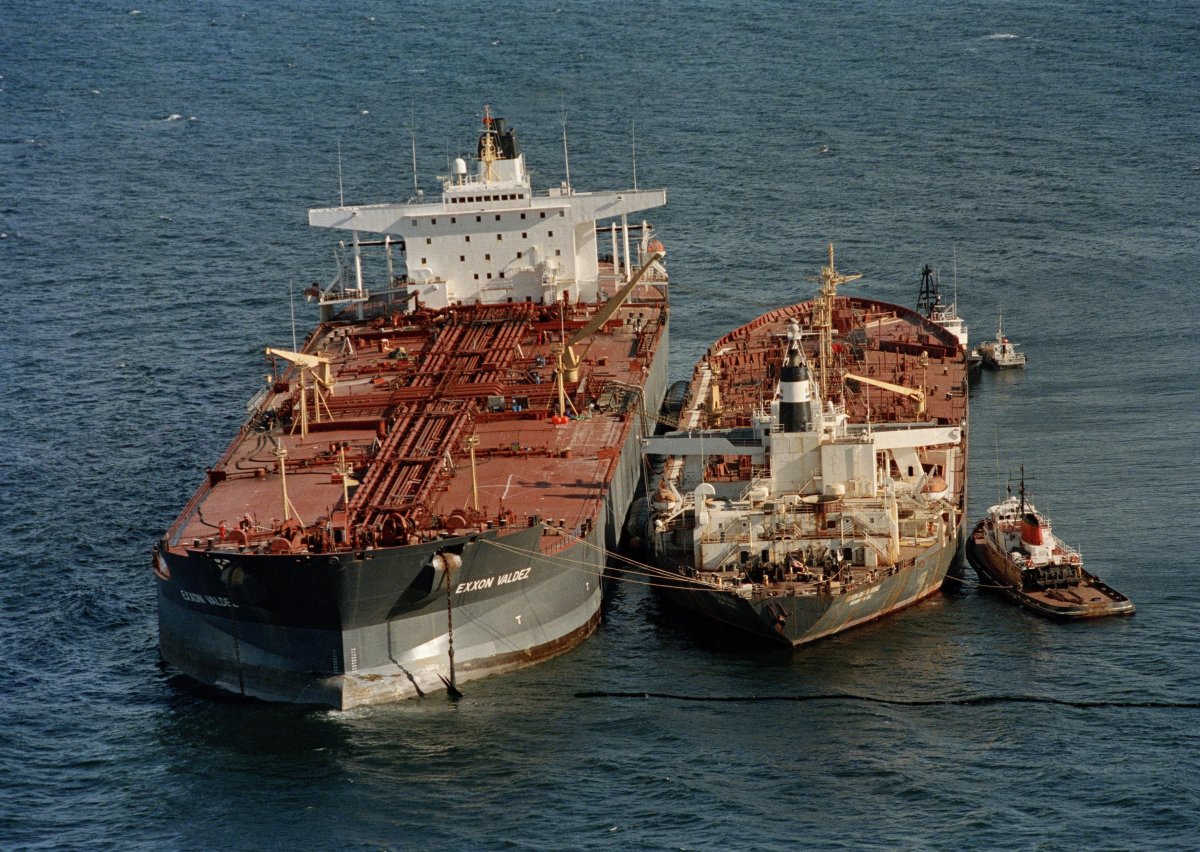 Эксон Вальдес танкер