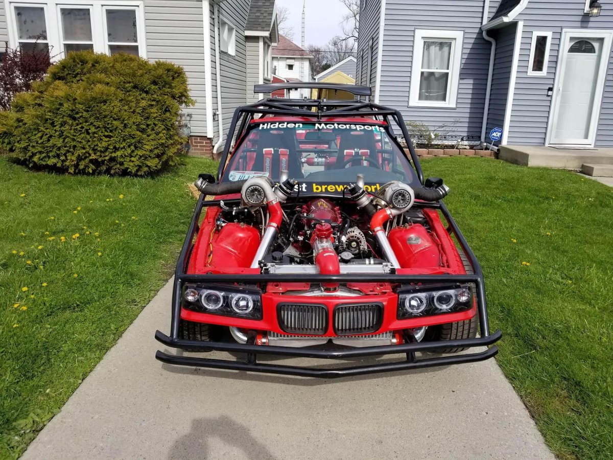 BMW e36 v8